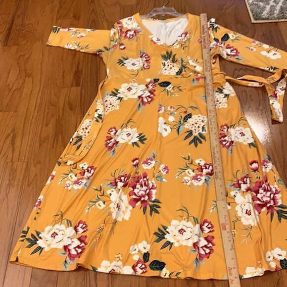 Size extra large faux-wrap mustard with red white and green floral detail NWOT - Picture 7 of 8